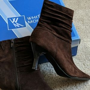 New white mountain suede booties